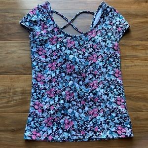 BLACK FLORAL AEROPOSTALE SHIRT